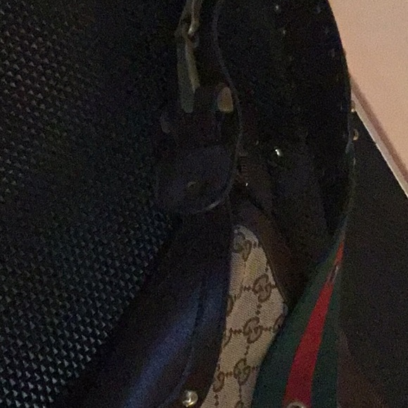 Large Gucci Shoulder Bag - Picture 6 of 6